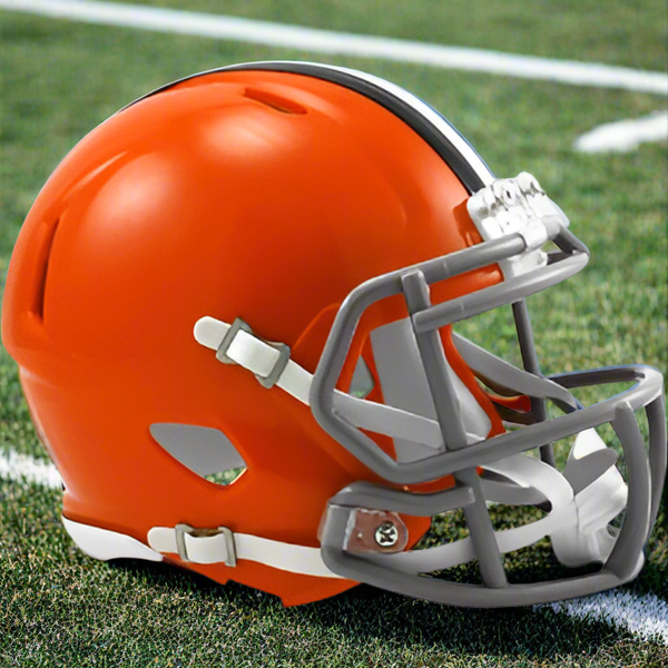 Cleveland Browns 🟠 '62–'74 Throwback Riddell Speed Mini Football Helmet – Classic Gridiron Heritage